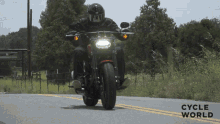 Motorcycle Driver GIF - Motorcycle Driver Rider GIFs