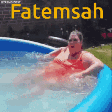 Fatemsah Swimming GIF - Fatemsah Swimming Pool GIFs