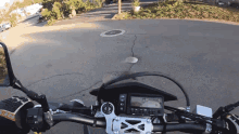 Taking A Right Bend Motorcycle GIF - Taking A Right Bend Motorcycle Motorcyclist GIFs