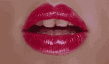Lips Mwa GIF