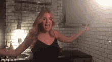 woman dance sexy kitchen smile