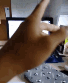 Hand Fingers GIF - Hand Fingers GIFs