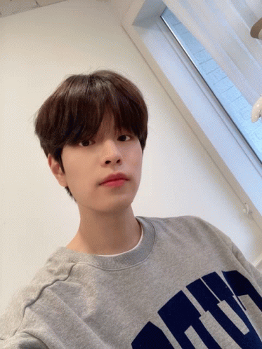 Are Y Seungmin GIF - Are Y Seungmin - Discover & Share GIFs