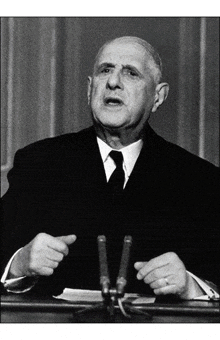 De Gaulle Président GIF - De Gaulle Président France GIFs