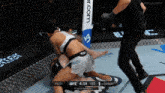 a ufc fight between reed and gomes is shown on a screen