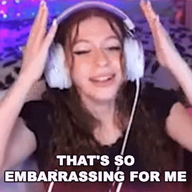Thats So Embarrassing For Me Hannah GIF - Thats So Embarrassing For Me Hannah Hannahxxrose GIFs