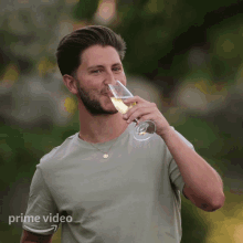 Lets Drink Jeff GIF - Lets Drink Jeff The One That Got Away GIFs