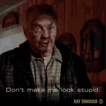 Dont Make Me Look Stupid Im Not Stupid GIF - Dont Make Me Look Stupid Im Not Stupid Dont Look Down On Me GIFs