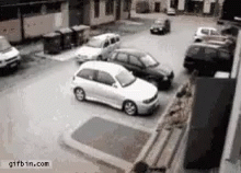 crazy-driving-wrong-parking.gif