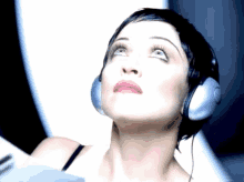 Relax Listening To Music GIF - Relax Listening To Music Music GIFs