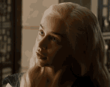 Emilia Clarke Gen GIF