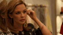 Shopping With Kylie Minogue GIF - Kylie Minogue Shopping Clothes GIFs
