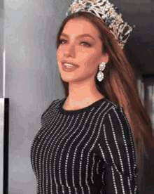Miss Grand International Pageant GIF - Miss Grand International Pageant Crown GIFs