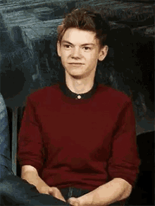 Thomas Sangster GIF - Thomas Sangster What Can I Do GIFs