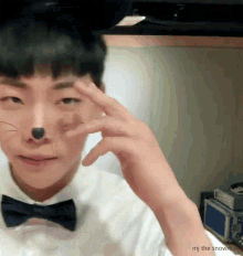 Onf Changyoon GIF - Onf Changyoon Salute GIFs