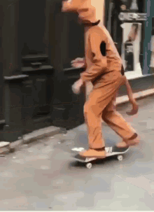 Sniff Scooby Doo GIF - Sniff Scooby Doo Skater GIFs
