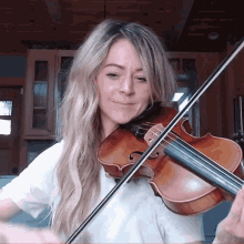 Lindsey Stirling Laughing GIF - Lindsey Stirling Laughing Violin GIFs