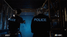 Searching Amanda Rollins GIF - Searching Amanda Rollins Law And Order Special Victims Unit GIFs