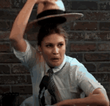 Hat Whitney Moore GIF - Hat Whitney Moore Gns GIFs