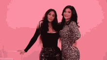 Kim Kardashian Kylie Jenner GIF - Kim Kardashian Kylie Jenner GIFs