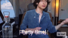 Aidan Gallagher Party Time GIF - Aidan Gallagher Party Time Dancing GIFs