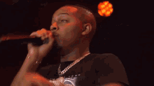 Bow Wow GIF - Bow Wow Pushingbuttons GIFs
