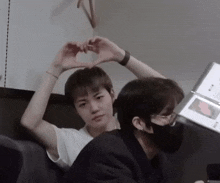 Teufind Treasure Doyoung GIF - Teufind Treasure Doyoung Trsrtwt GIFs