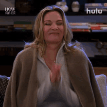 Clapping Sophie GIF - Clapping Sophie How I Met Your Father GIFs