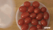 13. Put Cherry Tomatoes Between Two Lids And Slice Them All At Once. GIF