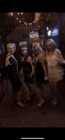 Mfba Dancing GIF - Mfba Dancing Girls Dancing GIFs