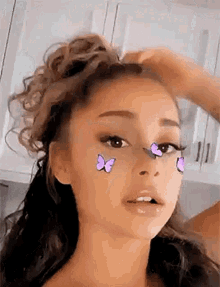 Ariana Grande Butterfly GIF - Ariana Grande Ari Butterfly GIFs