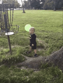 baby toddler sports frisbee frisbeegolf