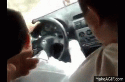 Soy Tu Padre Im Your Father GIF - Soy Tu Padre Im Your Father Driving -  Discover & Share GIFs