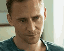 Tom Hiddleston Stare GIF - Tom Hiddleston Stare Look GIFs