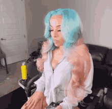 Pretty Lace Wig GIF - Pretty Lace Wig Hand Gesture GIFs