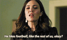 This Is Us Rebecca Pearson GIF - This Is Us Rebecca Pearson He Likes Football GIFs