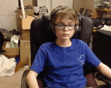 Kid Headphones GIF - Kid Headphones Eyeglasses GIFs