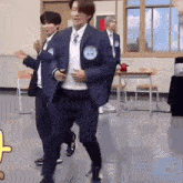 Super Junior Ryeowook GIF - Super Junior Ryeowook Dance GIFs