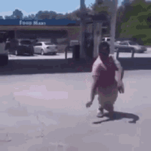 Midget Normal Sized Arms GIF - Midget Normal Sized Arms Dance GIFs