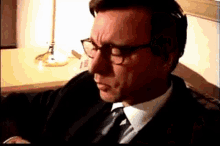 Ceo Talking On The Cell Phone Ceo And Secretary GIF - Ceo Talking On The Cell Phone Ceo And Secretary GIFs