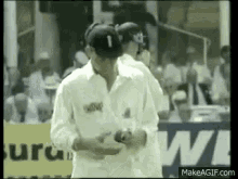 Ball Tampering GIF - Ball Tampering GIFs