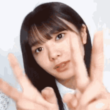 Keyakizaka46 Tamura Hono GIF - Keyakizaka46 Tamura Hono Peace Sign GIFs