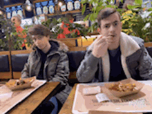 Thumbs Up Eat It GIF - Thumbs Up Eat It Approve GIFs