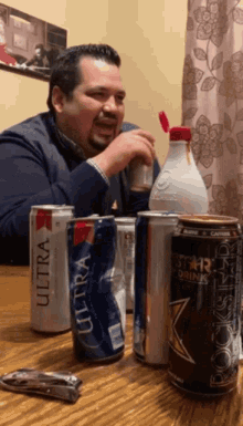 Beer Drinking GIF - Beer Drinking Party GIFs