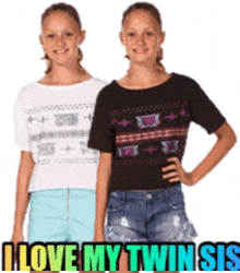 Twins Sisters GIF - Twins Sisters T Shirt GIFs