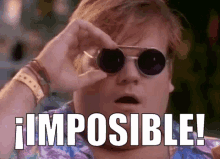 Hombre Se Lenvanta Las Gafas Dobles Sorprendido GIF - Chris Farley Sorprendido Imposible GIFs
