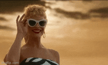Barbie Movie Sunglasses GIF - Barbie Movie Sunglasses Wink GIFs