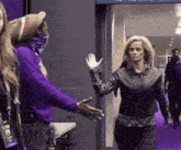 Handshake White Woman Handshake GIF - Handshake White Woman Handshake Dab Him Up GIFs