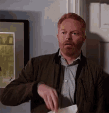 Eating Away The Stress GIF - Modern Familiy Chips Snacks GIFs