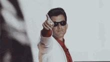 Pointing Mark Ronson GIF - Pointing Mark Ronson Anywhere In The World GIFs